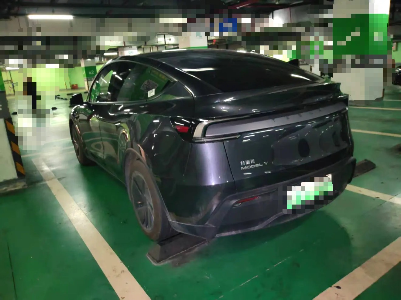 Tesla Model Y 2025 #3 Tesla Model Y 2025 car image #3