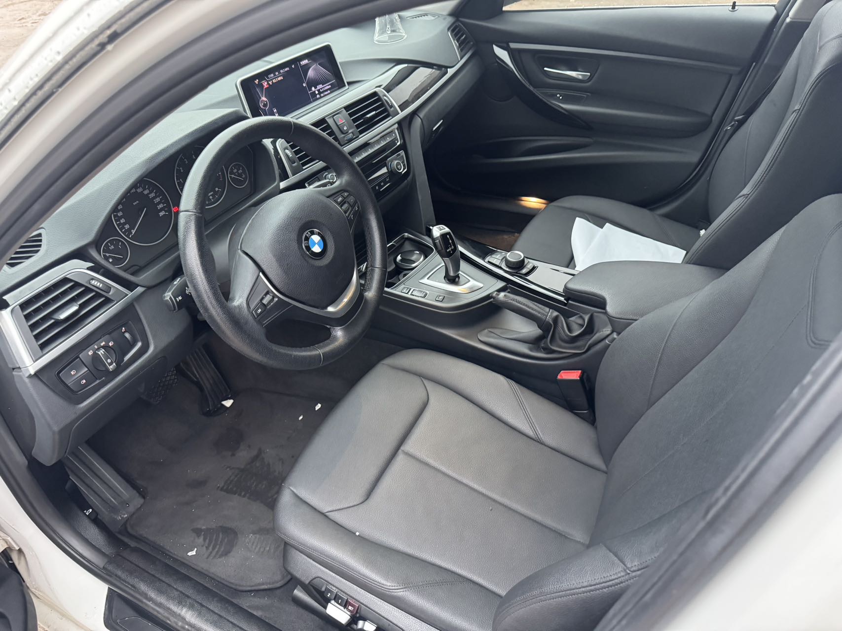 BMW 3 Series 2017 #5 BMW 3 Series 2017 car image #5