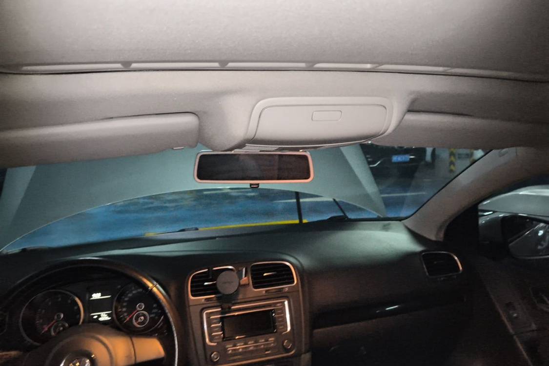 Volkswagen Golf 2013 car image #22