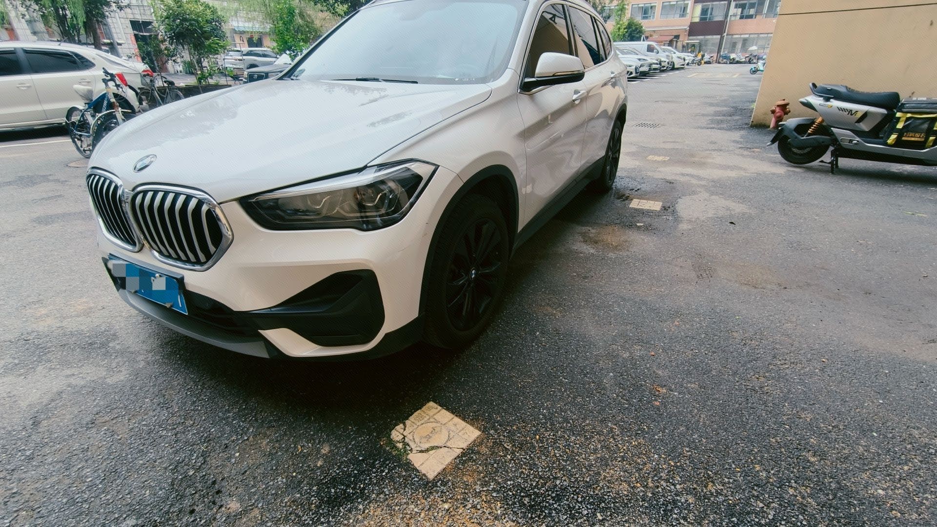 BMW X1 2022 BMW X1 2022 car image