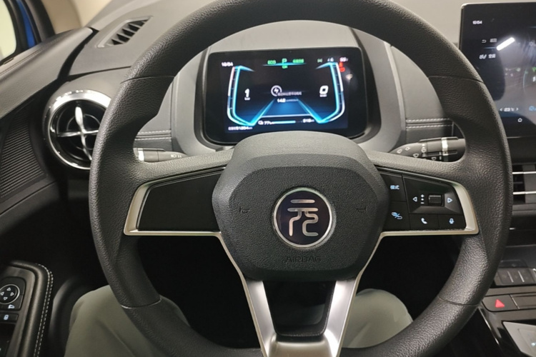 BYD Yuan New Energy 2020 immagine di auto #15