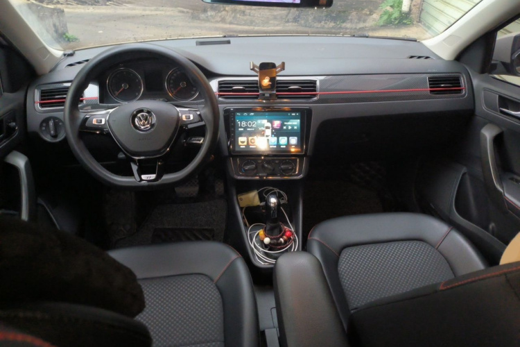 Volkswagen Santana 2018 image de voiture #12