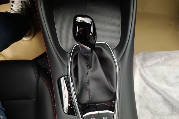 MG 5 2026 imagen de coche #14