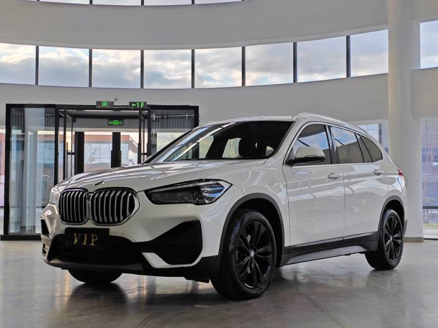 BMW X1 2021 car image 