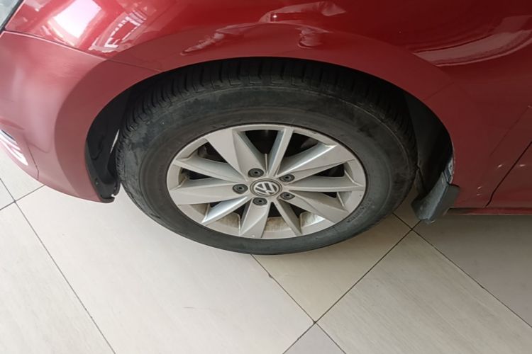Volkswagen Golf 2015 car image #9