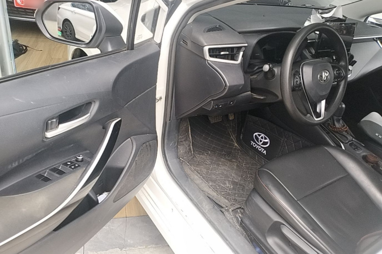 Toyota Corolla 2024 car image #16