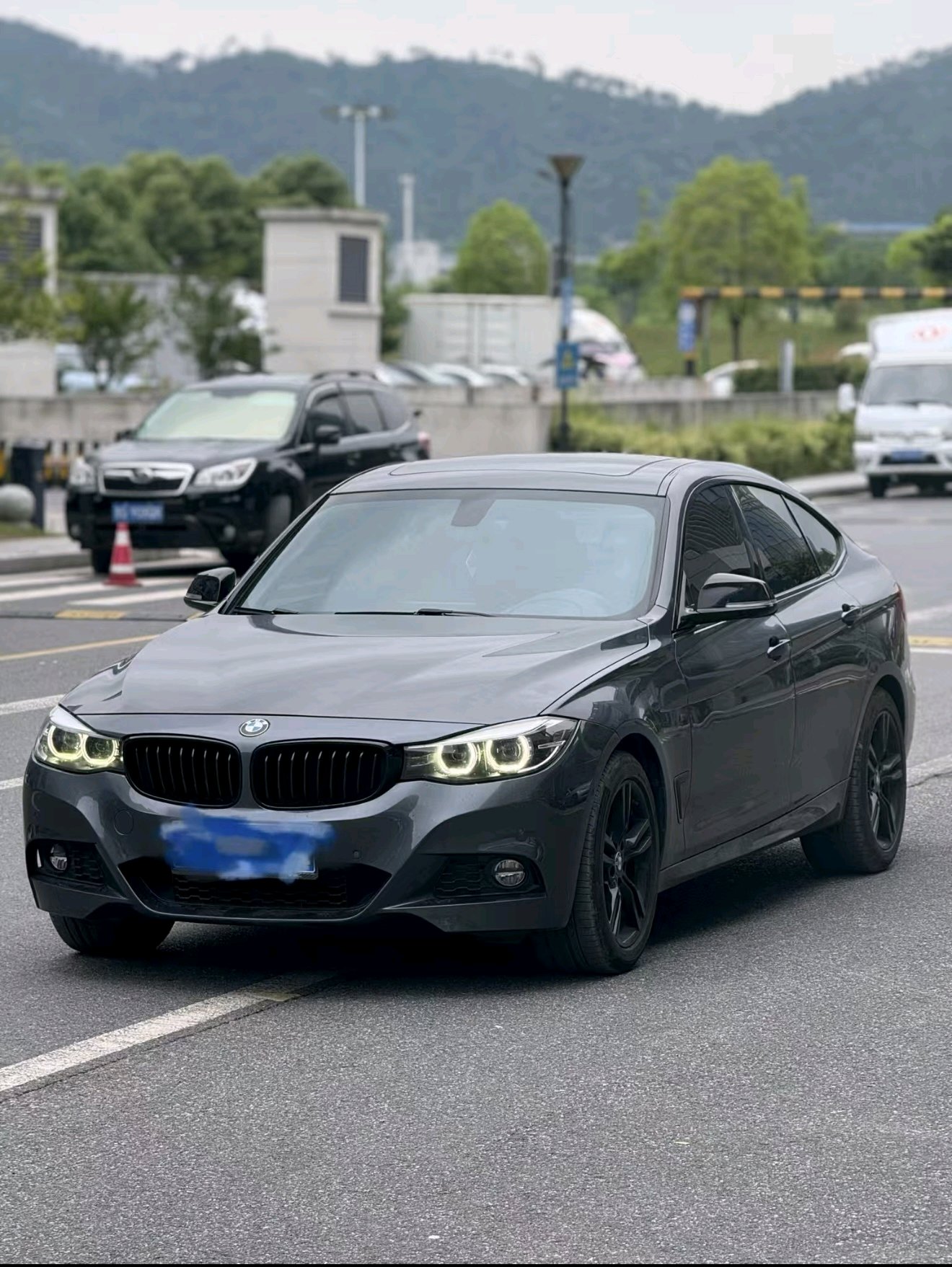 BMW 3 Series GT 2021 car image 