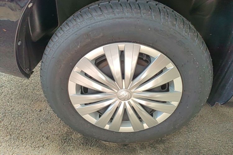 Volkswagen Santana 2022 car image #10