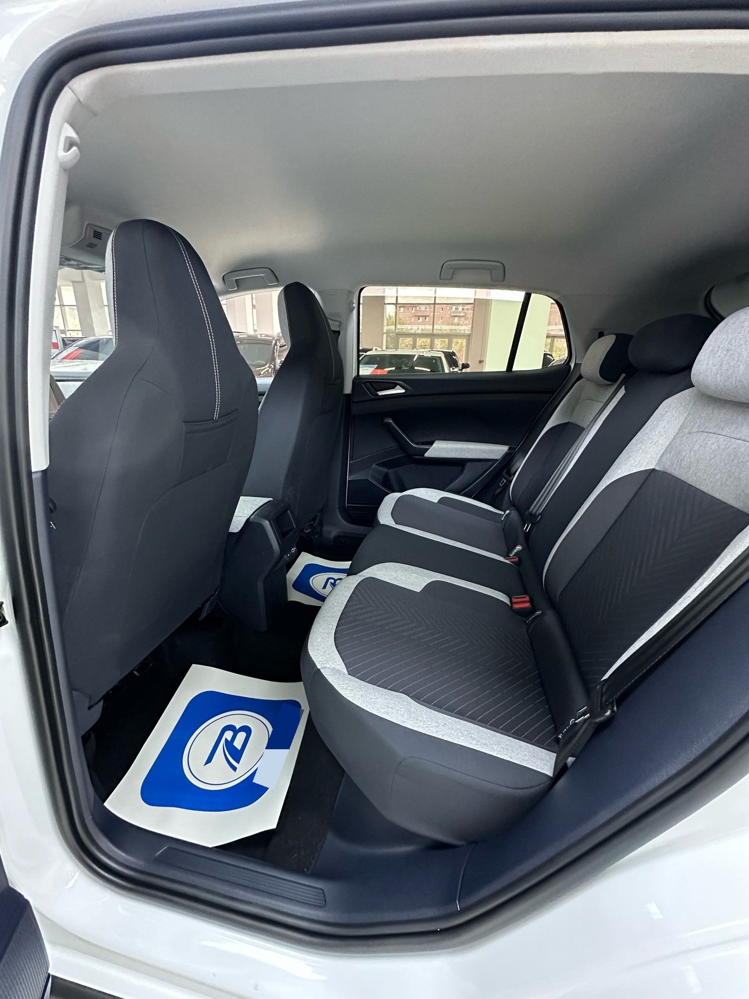 Volkswagen Tharu 2024 #5 Volkswagen Tharu 2024 imagen de coche #5