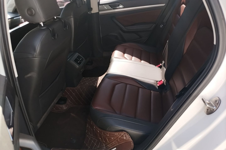 Volkswagen Lavida 2020 car image #17