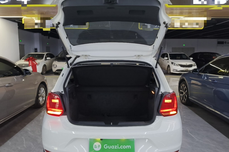 Volkswagen Polo 2016 #19 Volkswagen Polo 2016 car image #19