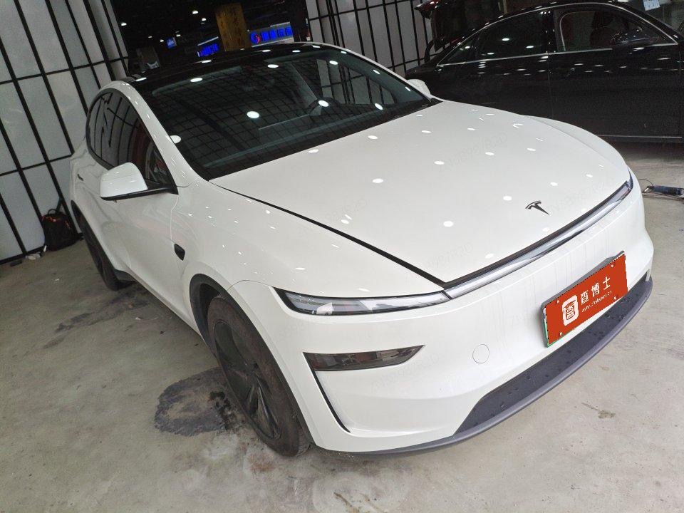 Tesla Model Y 2025 car image #2