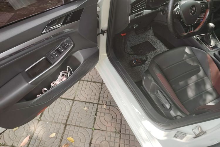 Volkswagen Bora 2020 car image #16