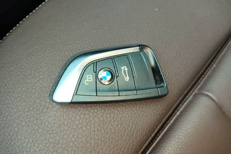 BMW X1 2018 #9 BMW X1 2018 car image #9