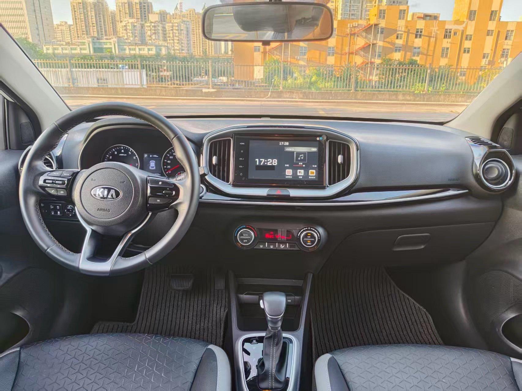 Kia KX1 2019 #4 Kia KX1 2019 изображение автомобиля #4