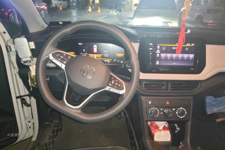 Volkswagen Tharu 2024 صورة سيارة #12