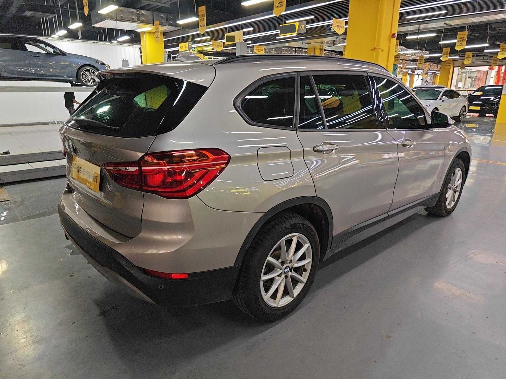 BMW X1 2019 изображение автомобиля #2