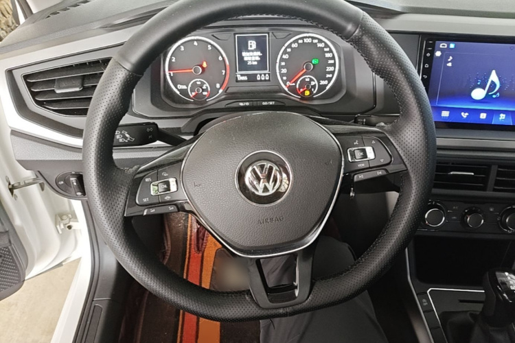 Volkswagen Polo 2021 #11 Volkswagen Polo 2021 car image #11