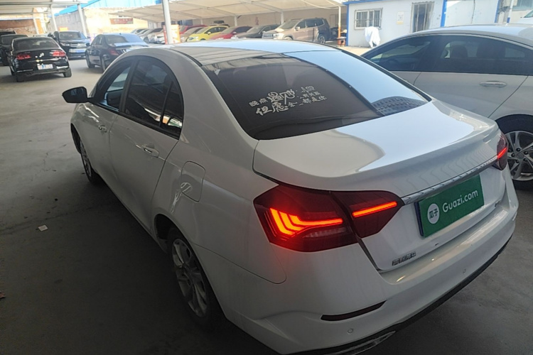 GEELY Emgrand 2021 car image #5