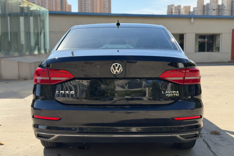 Volkswagen Lavida 2019 #3 Volkswagen Lavida 2019 car image #3