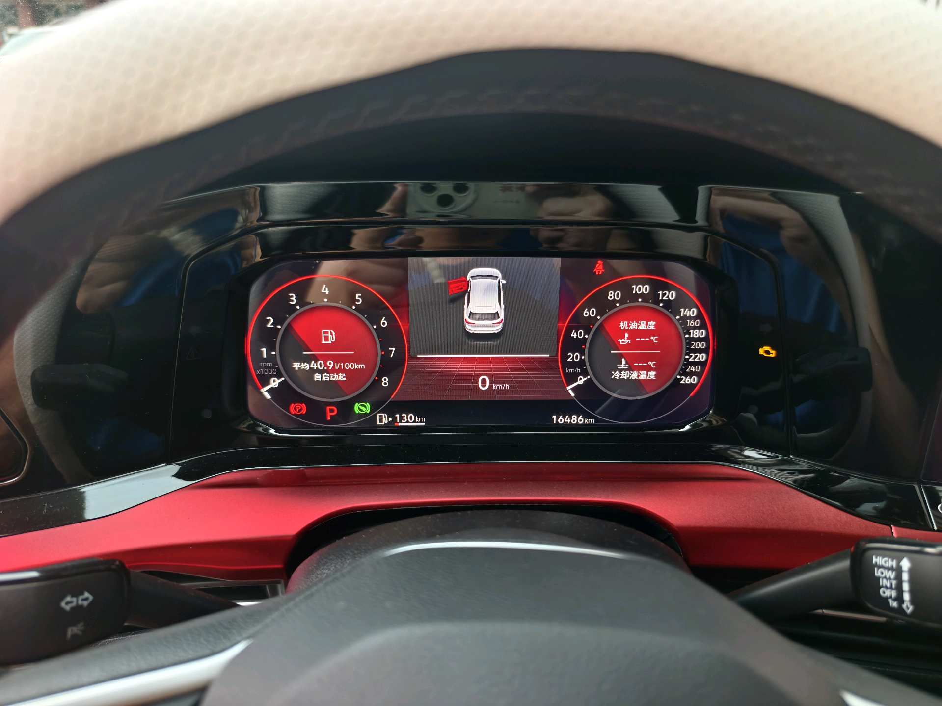 Volkswagen Golf 2025 immagine di auto #6