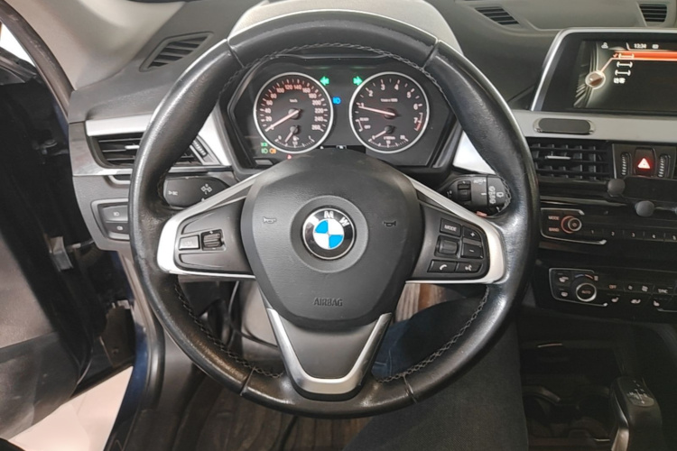 BMW X1 2016 car image #11