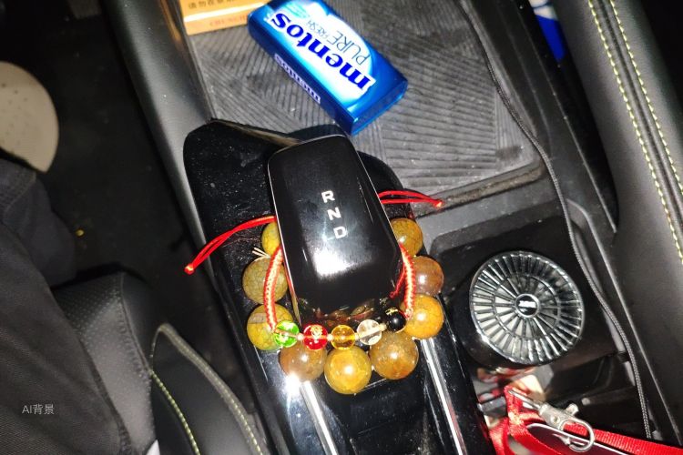 GEELY Coolray 2022 imagen de coche #16