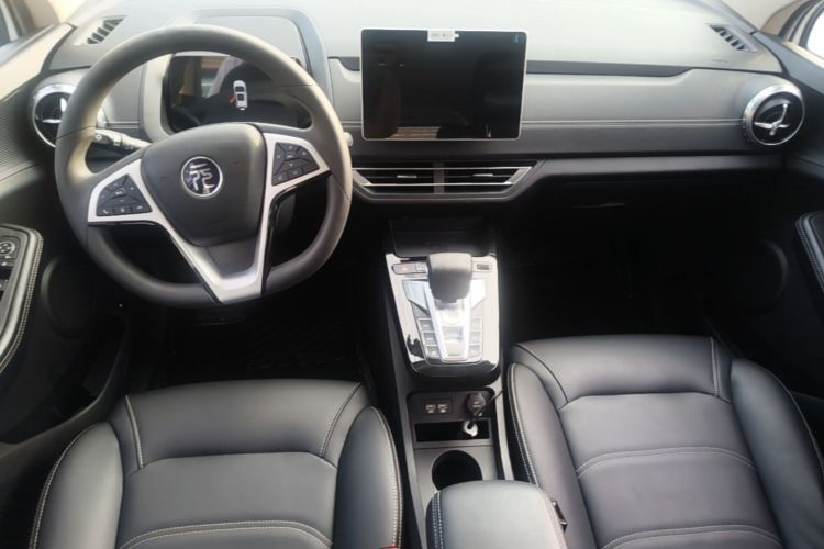 BYD Yuan New Energy 2019 #11 BYD Yuan New Energy 2019 car image #11