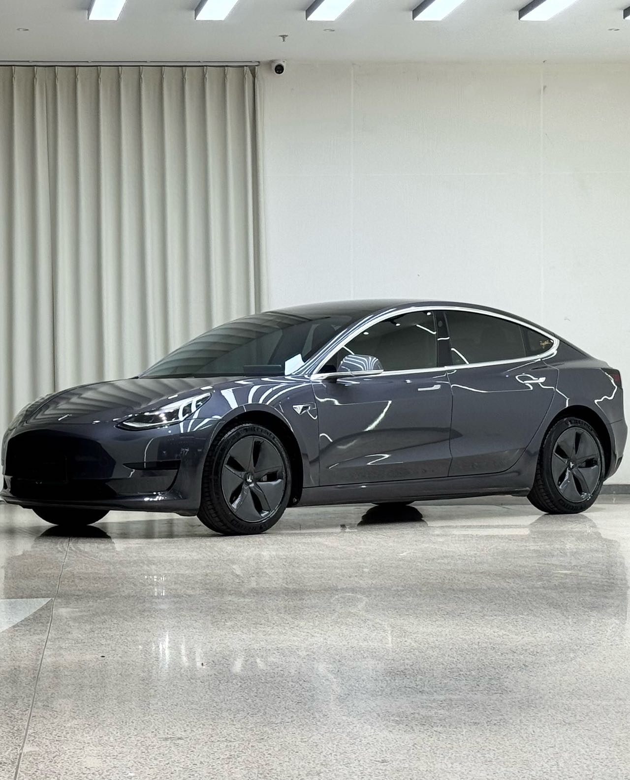 Tesla Model 3 2020 Tesla Model 3 2020 car image