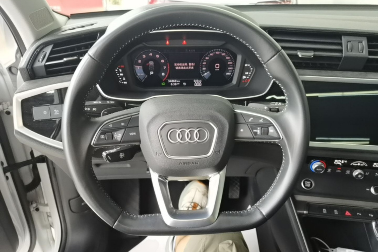 Audi Q3 2021 #11 Audi Q3 2021 car image #11