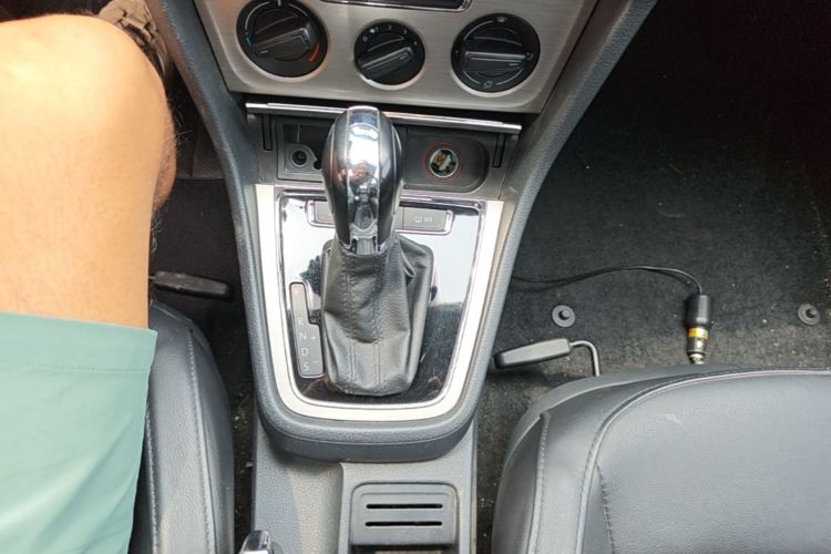 Volkswagen Lavida 2016 car image #14