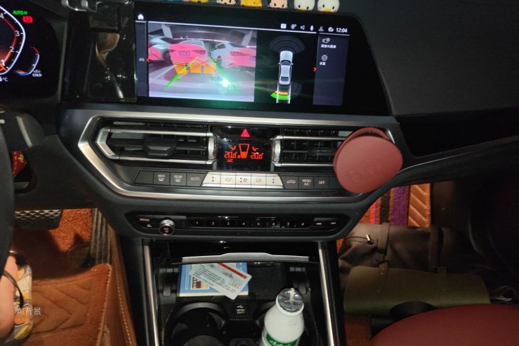 BMW 3 Series 2021 car image #15
