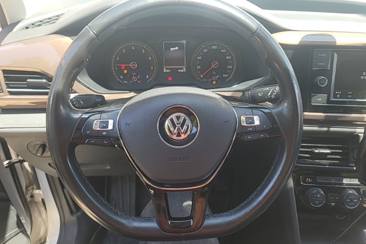 Volkswagen Tharu 2020 image de voiture #11
