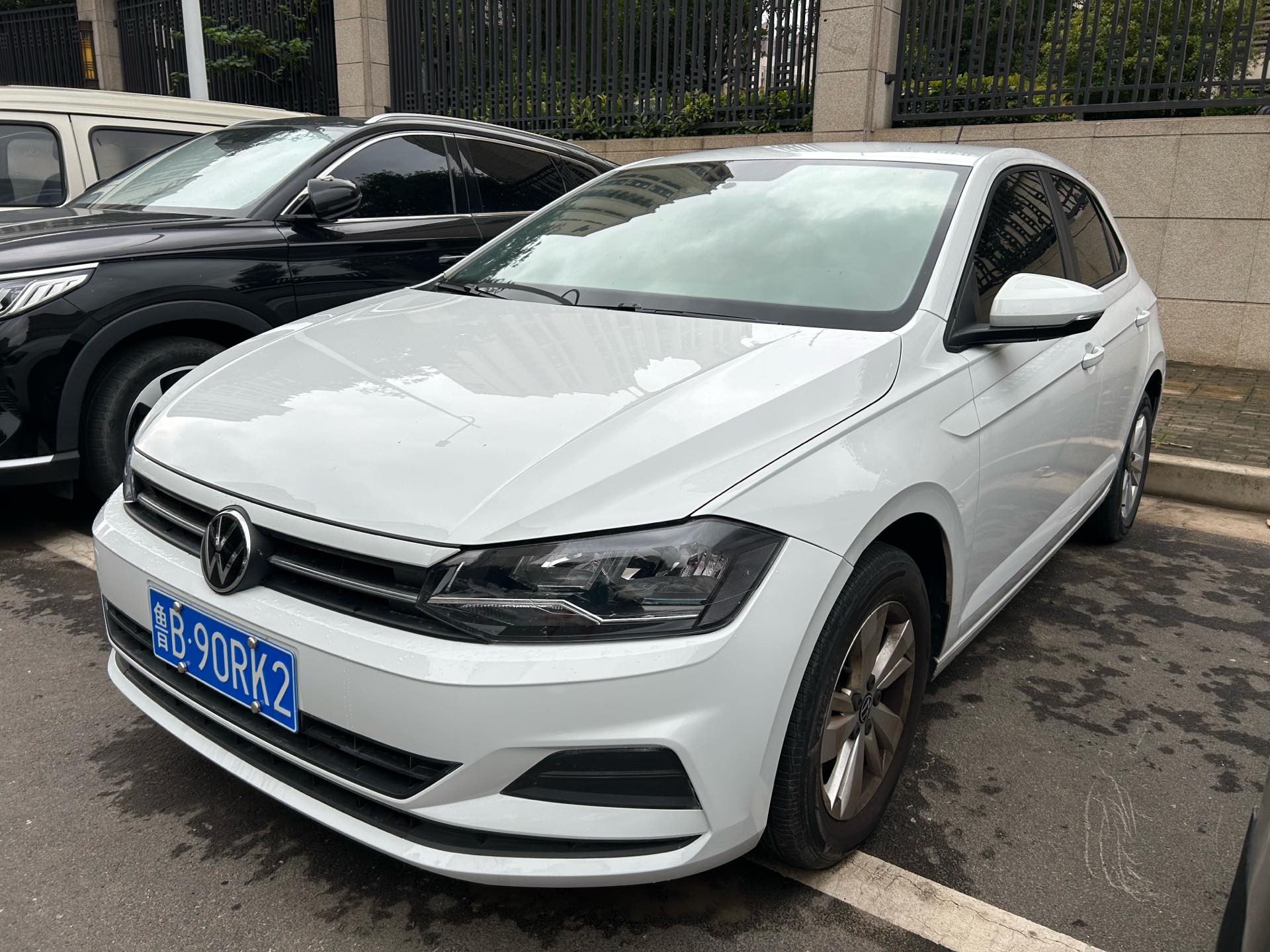 Volkswagen Polo 2023 car image 
