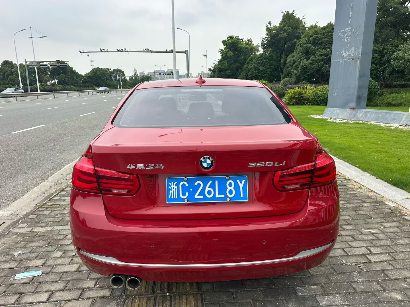 BMW 3 Series 2018 #9 BMW 3 Series 2018 car image #9