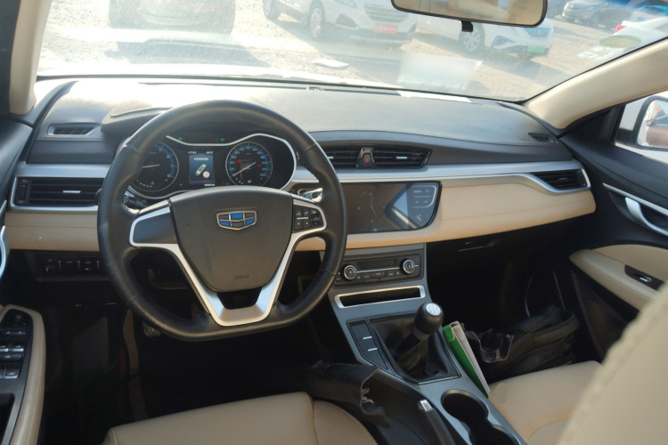 GEELY Emgrand 2018 #10 GEELY Emgrand 2018 car image #10