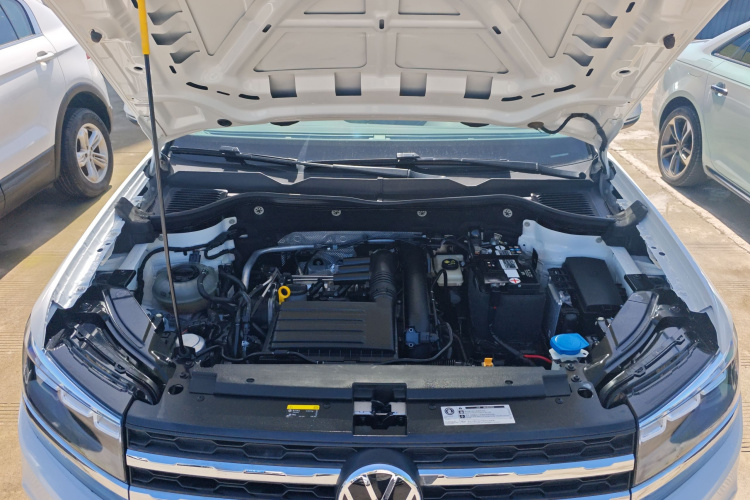 Volkswagen Tharu 2020 immagine di auto #20