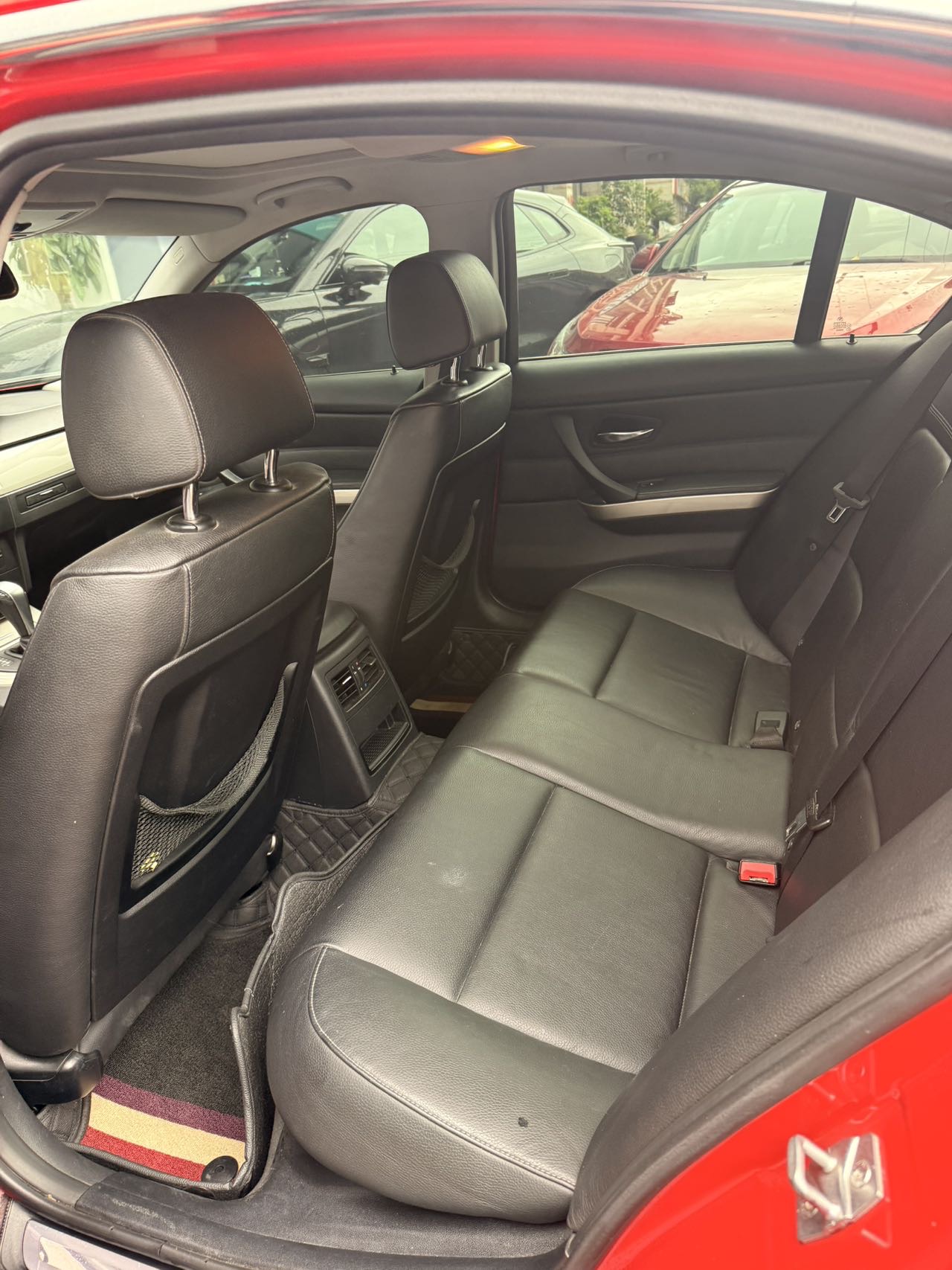 BMW 3 Series 2012 #8 BMW 3 Series 2012 car image #8