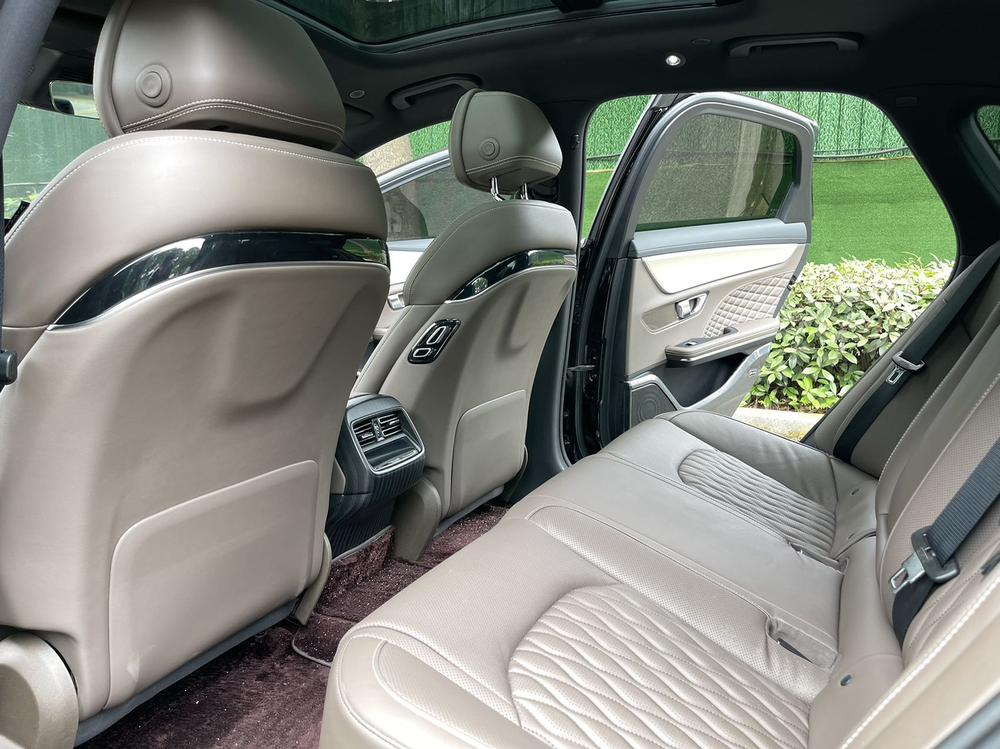 BYD Han 2024 car image #11