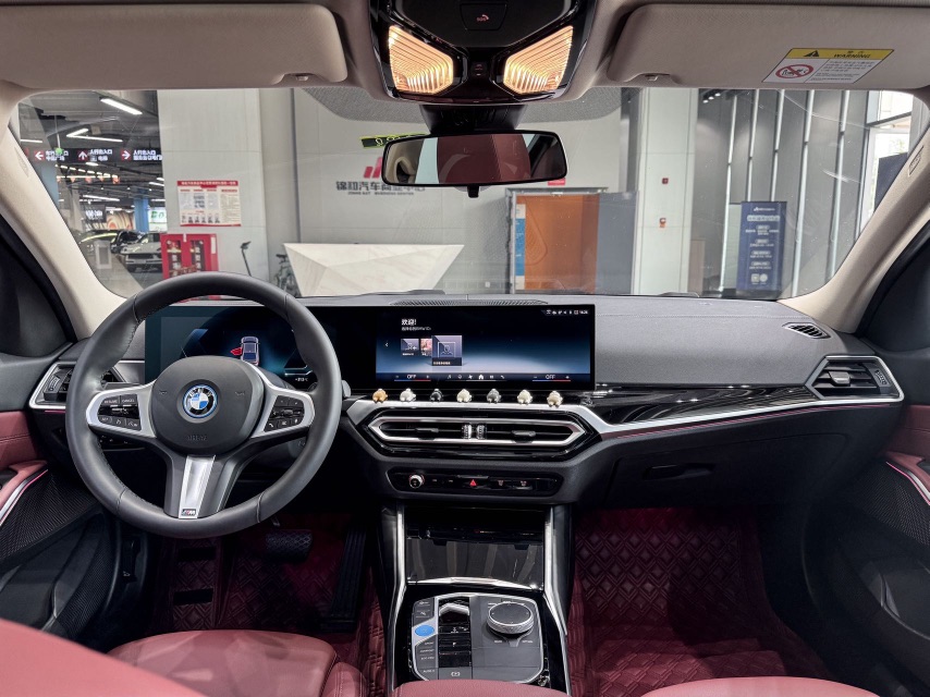 BMW i3 2023 car image #9