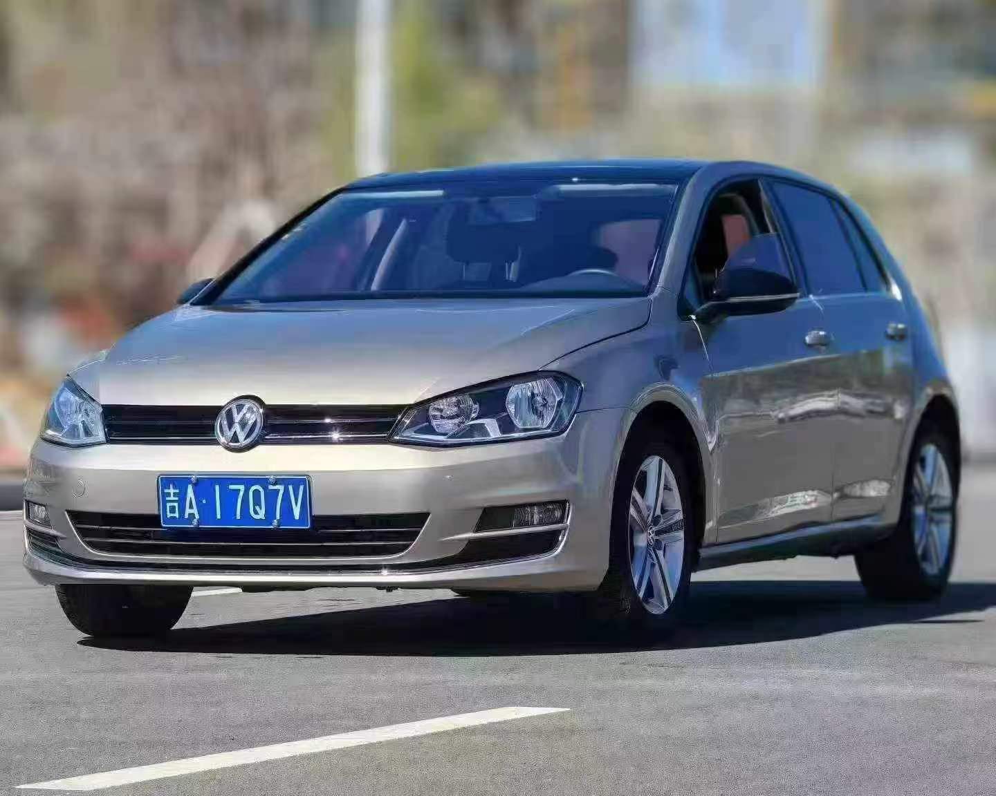 Volkswagen Golf 2016 car image #2