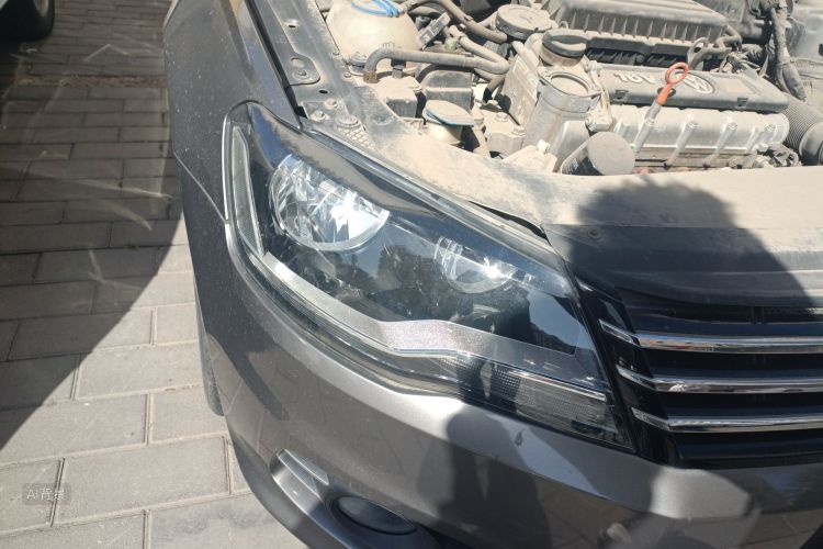 Volkswagen Bora 2015 car image #8