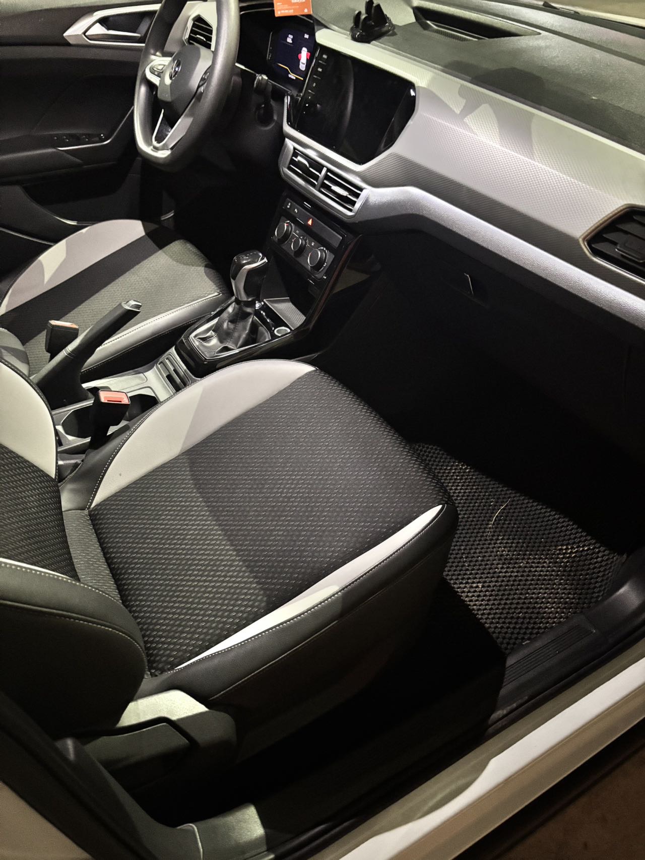 2024 car image #4