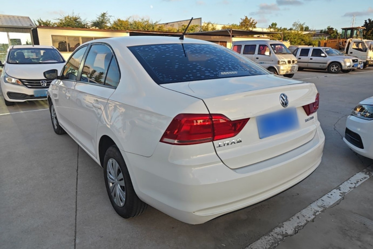 Volkswagen Santana 2022 car image #5