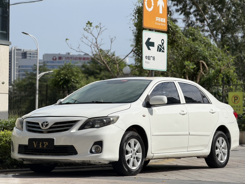 Toyota Corolla 2013 car image 