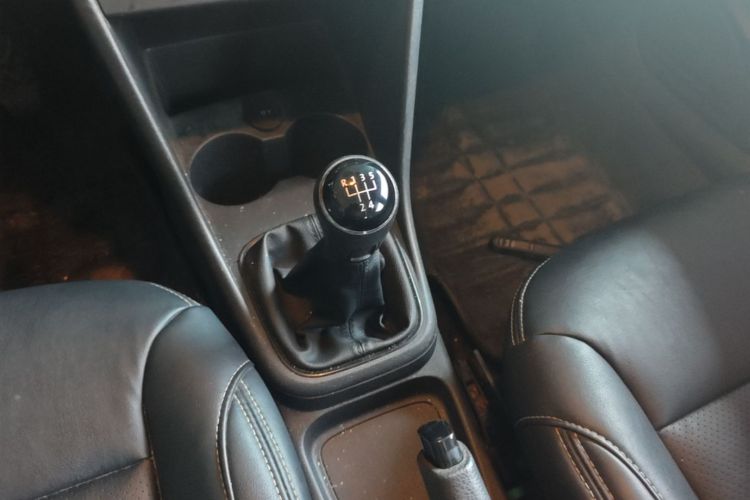 Volkswagen Polo 2017 #14 Volkswagen Polo 2017 car image #14