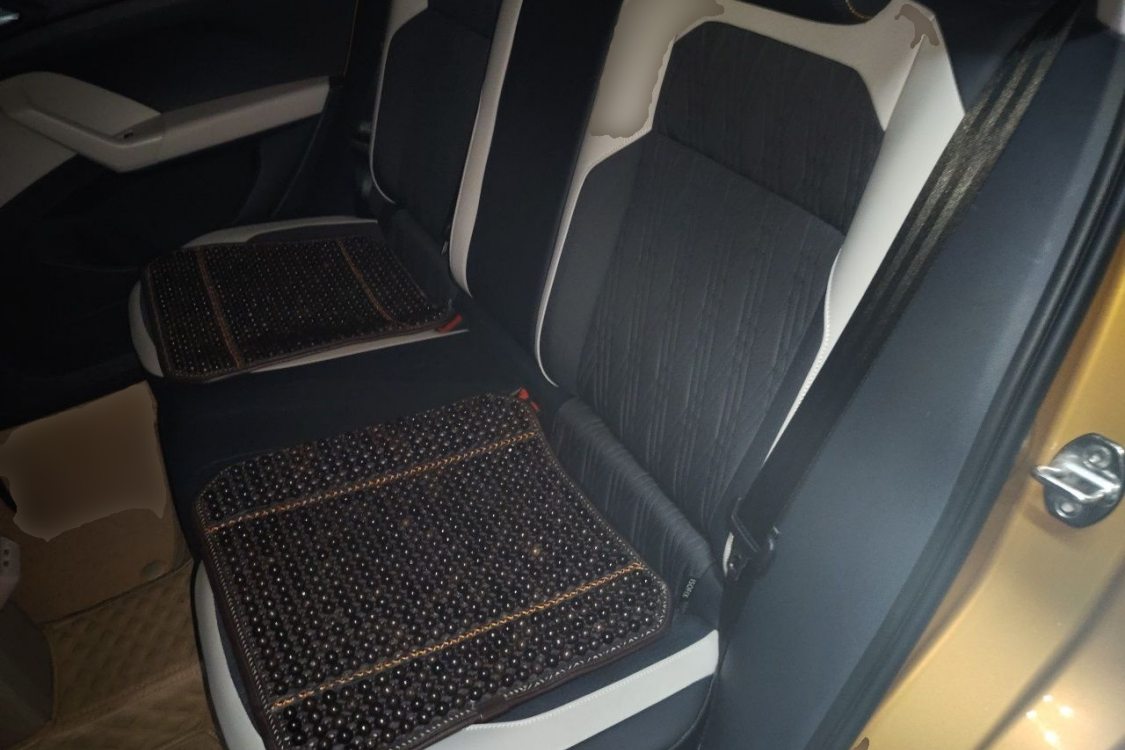 Volkswagen T-Cross 2019 car image #19