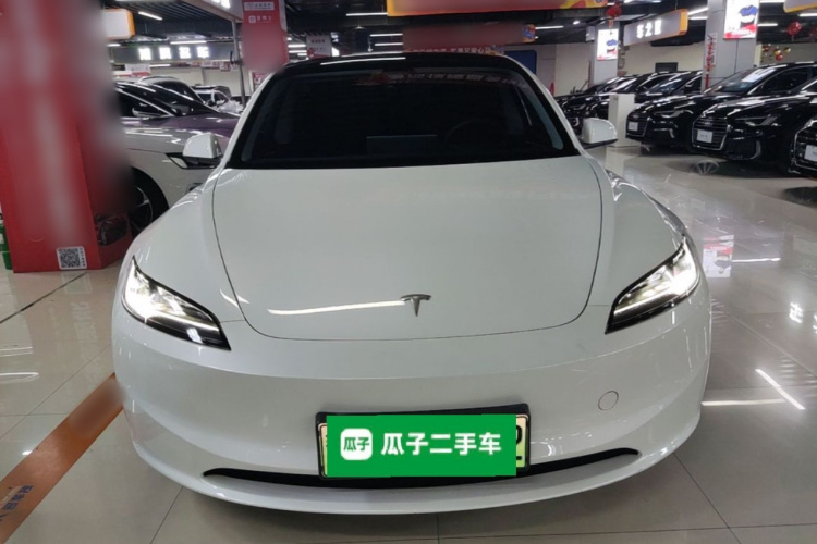 Tesla Model 3 2025 #3 Tesla Model 3 2025 car image #3