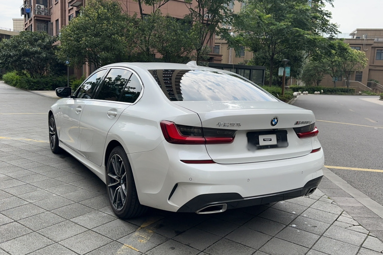 BMW 3 Series 2022 car image #8