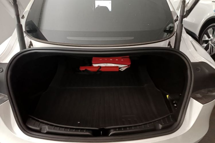 Tesla Model 3 2024 #21 Tesla Model 3 2024 car image #21